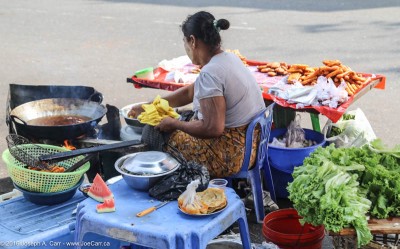 Street vendor beside Mahabandoola Garden in Yangon