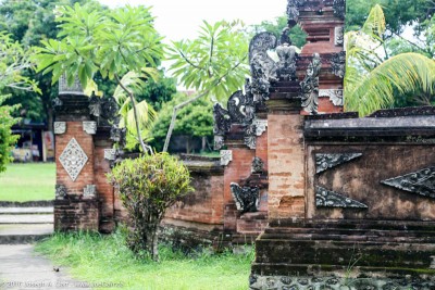 Decorative temple gate, Lingsar temple, Lombok, Indonesia