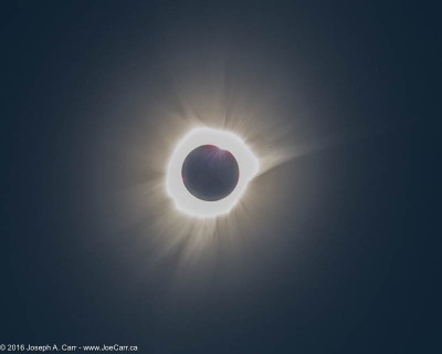 The diamond ring and lots of plasma streamers as Totality ends